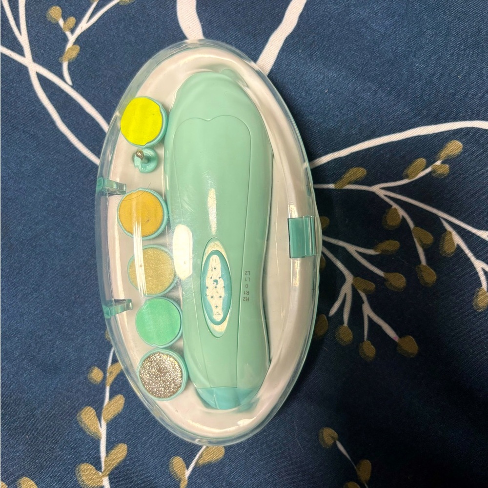 Gently used baby nail file trimmer